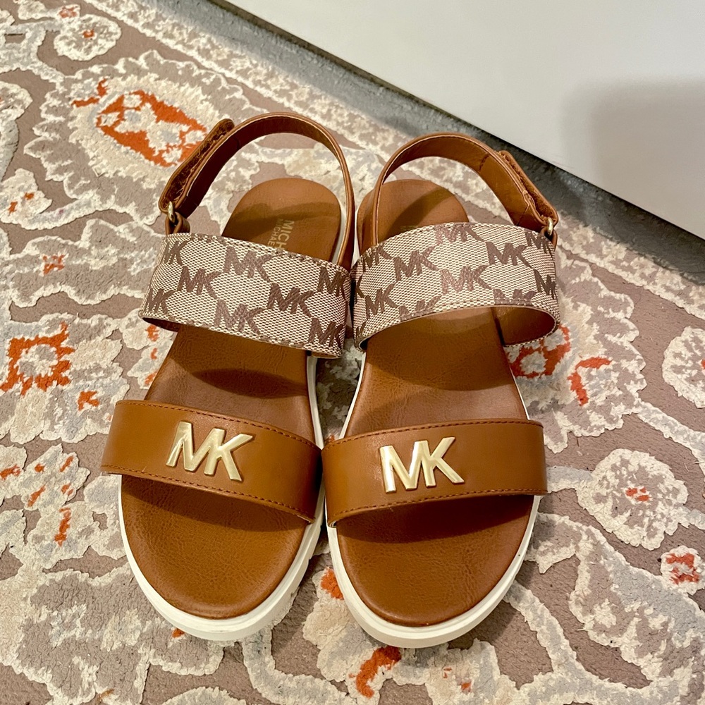 Michael Kors Kids Size US 2